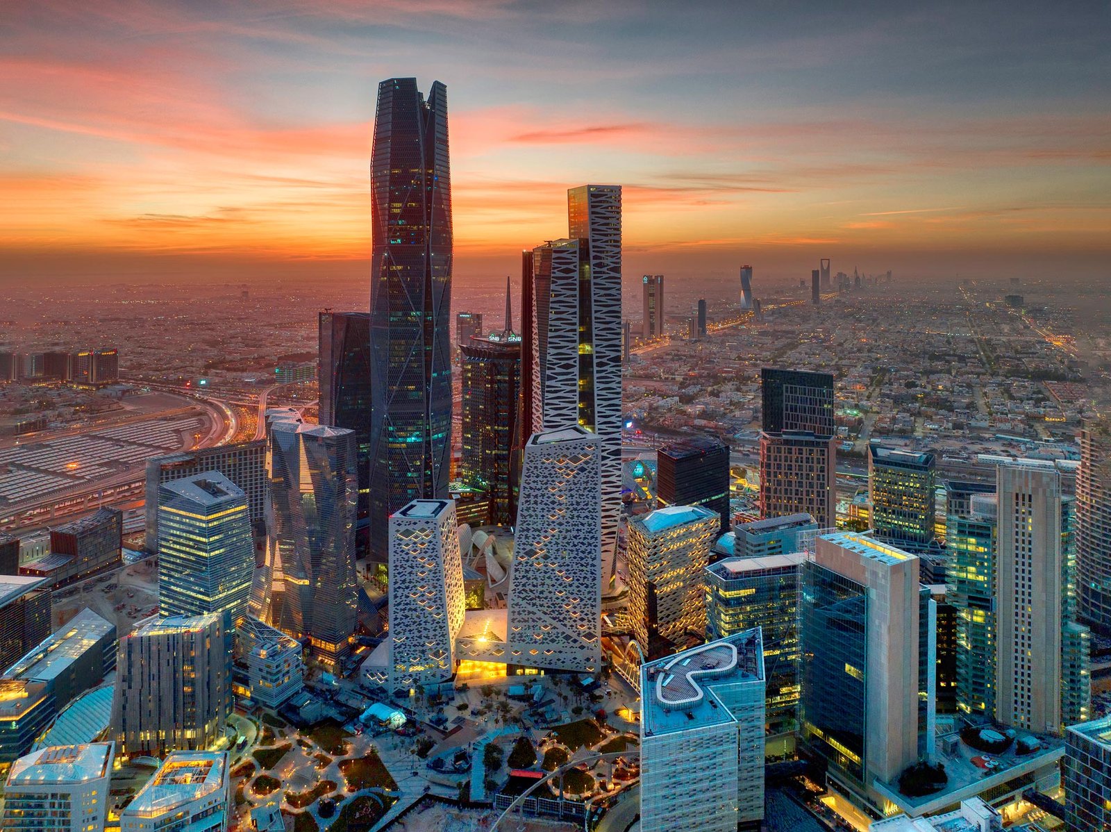 ﻣﺸﺮوع درء اﺧﻄﺎر اﻟﺴﻴﻮل ﻣﺘﻔﺮﻗﺎت 7 - اﻟﺮﻳﺎض